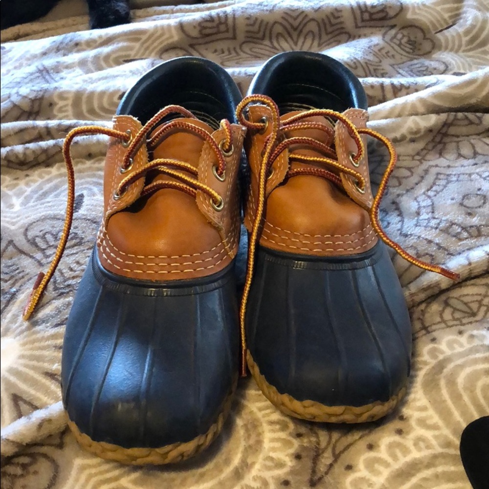 Short bean boots